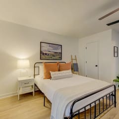 Funky River Efficiency Apt | Upstairs 1BR 1BA