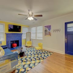 Yellow Brick Road Cottage | 2BR 1BA Pets+
